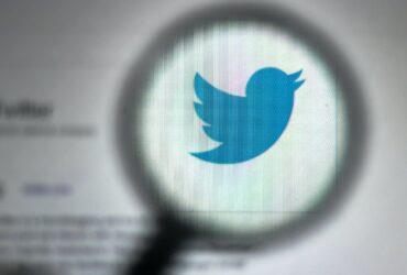 Zatko, ex capo della sicurezza: Twitter pagava una spia cinese thumbnail