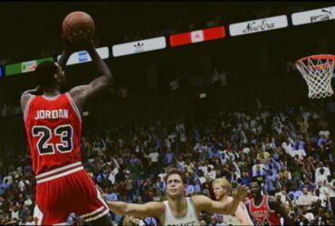 La recensione di NBA 2K23: un tiro da tre punti perfettamente eseguito thumbnail