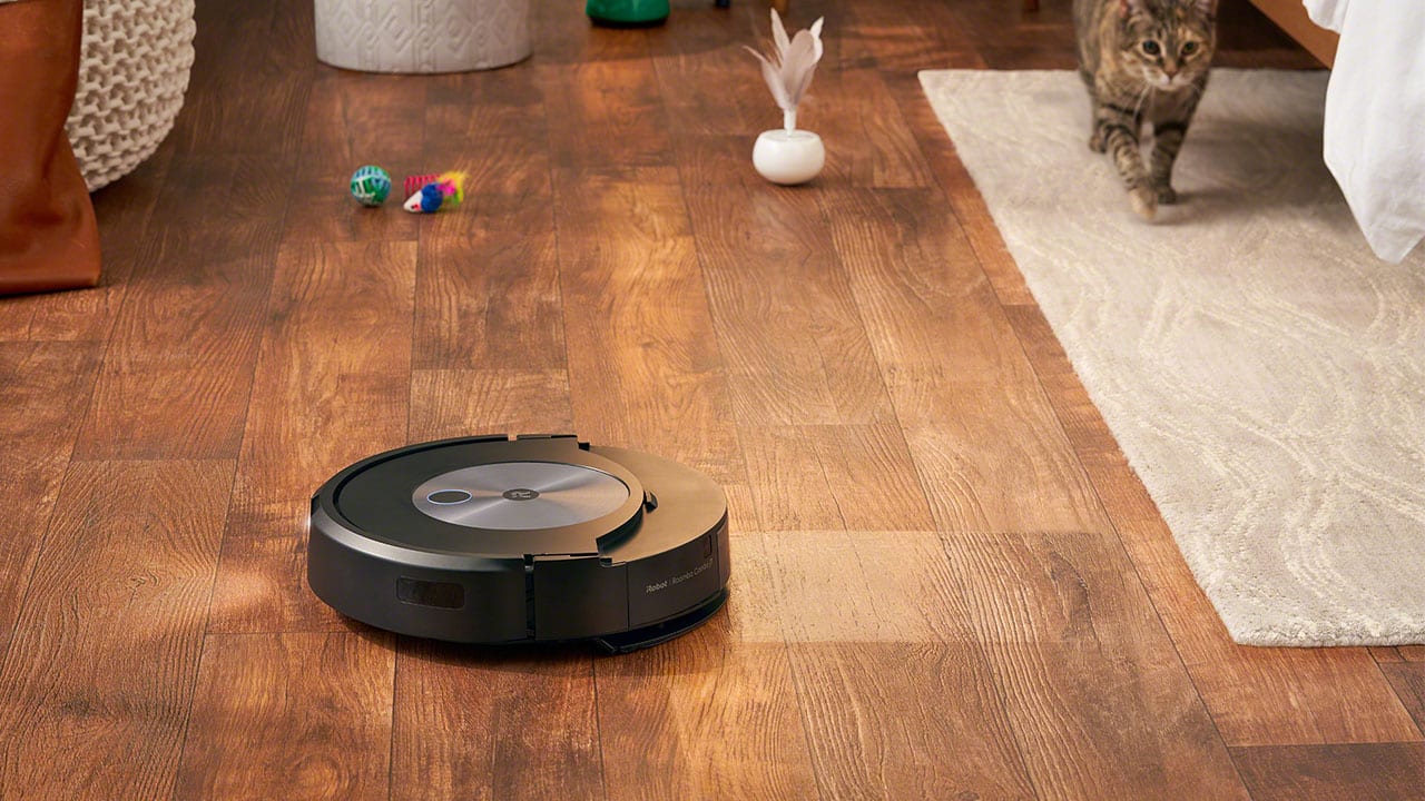 iRobot Roomba Combo j7+: lavare il pavimento in modo intelligente thumbnail