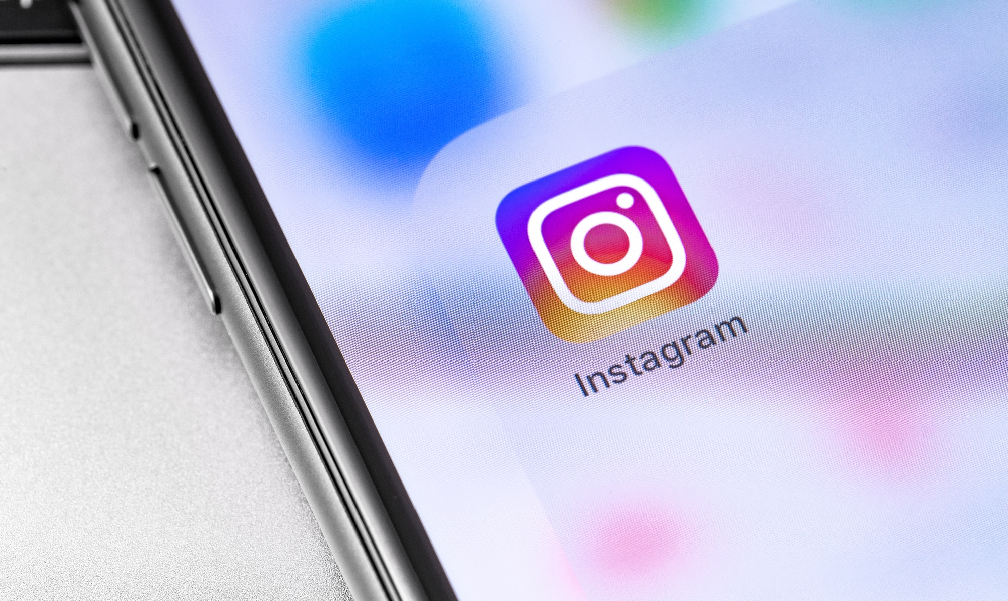 Instagram prepares for quick re-sharing of posts and other thumbnail content