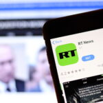 Twitter ha oscurato l’account di Russia Today: ecco cosa sta succedendo thumbnail