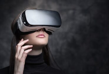 Samsung Display lavora a pannelli MicroLED di nuova generazione per i visori VR del futuro thumbnail