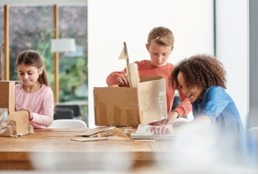 Dyson presenta il progetto “La scienza dell’aria" nelle scuole lombarde thumbnail