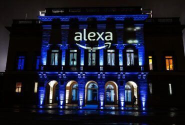 Alexa celebra 4 anni in Italia thumbnail