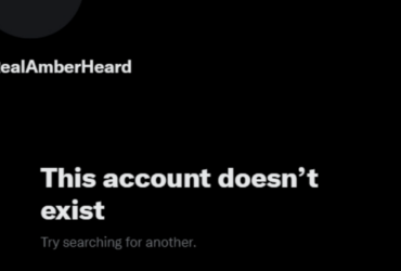 Amber Heard elimina il proprio account Twitter dopo l'acquisizione di Elon Musk thumbnail
