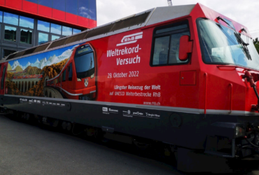 Il treno passeggeri più lungo al mondo si trova in Svizzera e sfrutta le tecnologie di ABB thumbnail