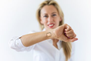 I chip sotto pelle per i pagamenti sono il nuovo trend del settore tech thumbnail