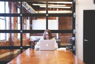 Girls CodeUp, il progetto di Codemotion e AXA Italia che forma le future professioniste STEAM thumbnail