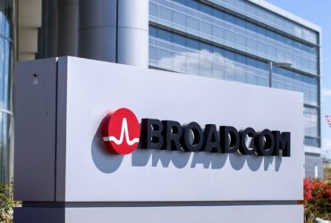 L'Europa indaga l'offerta da 61 miliardi di dollari di Broadcom per VMware thumbnail