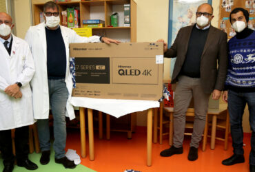 Hisense dona i suoi TV ai reparti pediatrici di Milano  thumbnail