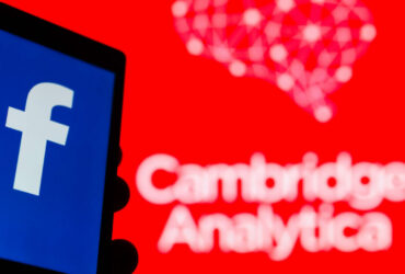 Meta accetta di pagare 725 milioni di dollari per Cambridge Analytica thumbnail