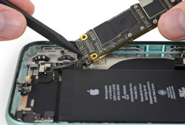 Apple dice addio a Broadcom, costruirà un chip 5G, WiFi e Bluetooth per iPhone thumbnail