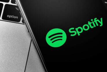Spotify festeggia 205 milioni di abbonati a pagamento: quarto trimestre da record thumbnail