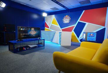 In arrivo una nuova collaborazione tra Red Bull e RoundTwo su Twitch thumbnail