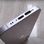 Un tecnico ha modificato un iPhone: ora ha porte USB-C e Lightning thumbnail