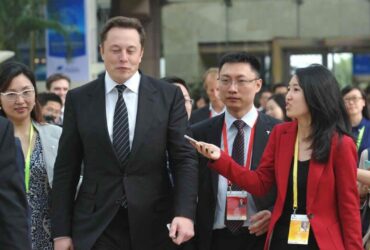 Elon Musk potrebbe assumere un nuovo CEO per Twitter entro fine anno thumbnail