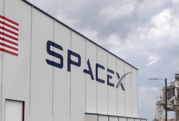 SpaceX di Elon Musk limita l’uso di Starlink in Ucraina thumbnail