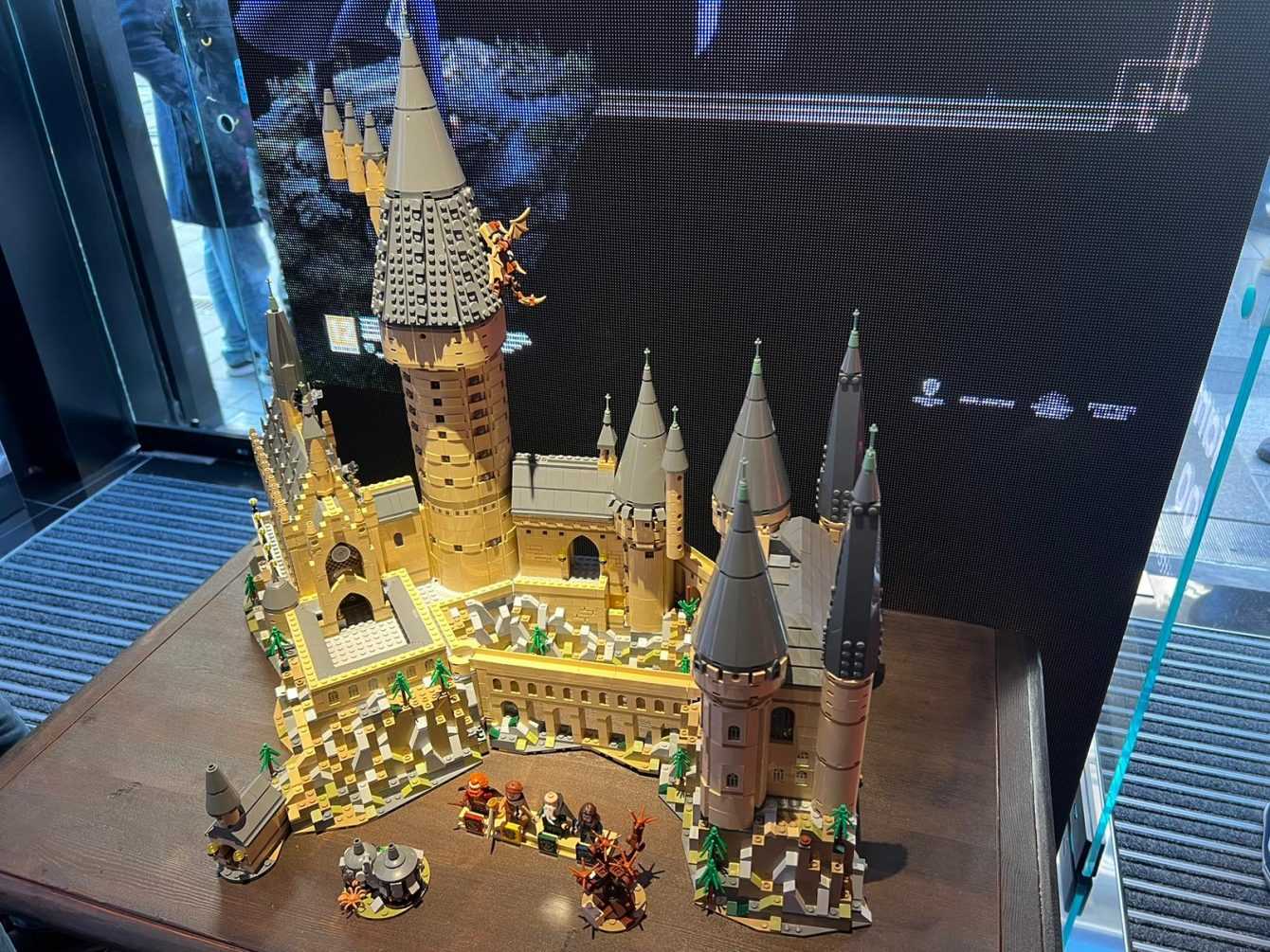 Hogwarts Legacy: a magical event in Milan for the release of the game