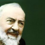 In chat con Padre Pio: l’intelligenza artificiale incontra la preghiera thumbnail