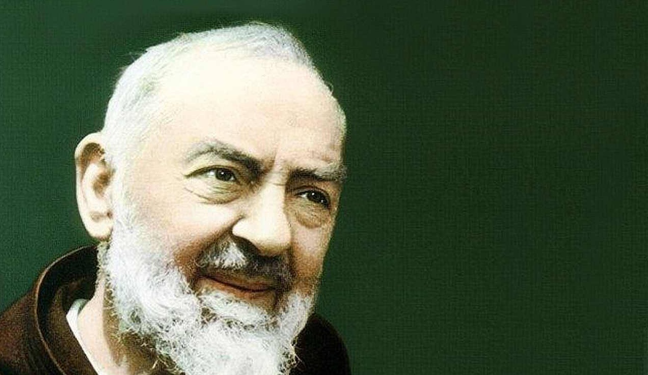 In chat con Padre Pio: l’intelligenza artificiale incontra la preghiera thumbnail