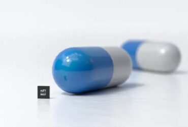 Un chip minuscolo per il primo "dente smart" thumbnail