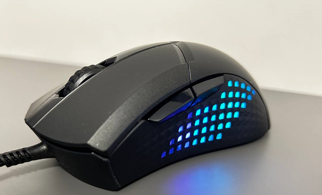 La recensione del mouse Clutch GM51 di MSI: performance superiori thumbnail