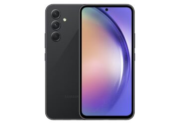 Samsung annuncia Galaxy A34 e A54, i "signori" della fascia media thumbnail