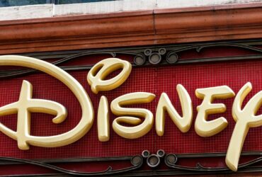 Disney elimina la sua divisione per il metaverso thumbnail