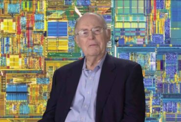 È morto Gordon Moore, co-fondatore di Intel e ideatore della legge di Moore thumbnail