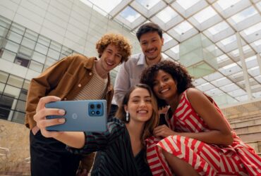 Motorola annuncia lo smartphone motorola edge 40 pro thumbnail