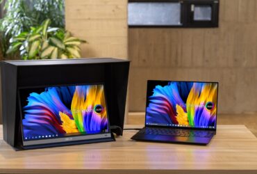La recensione del monitor portatile ASUS ZenScreen OLED: versatilità e qualità OLED thumbnail