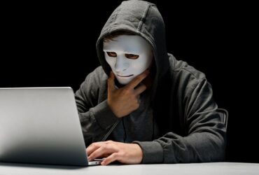 Legge anti-hater, in Germania i giudici bloccheranno gli account social thumbnail