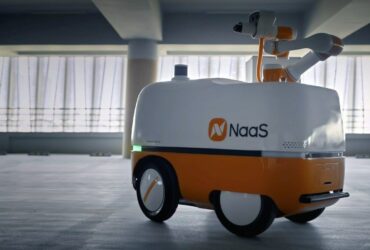 NaaS, il robot che ti localizza e corre a ricaricarti l'auto thumbnail
