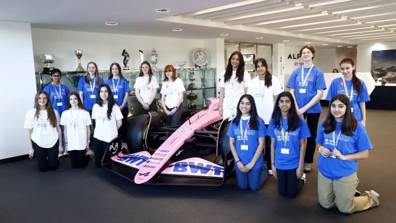 BWT Alpine F1 Team lancia il Girls Mentoring Scheme per le giovani donne nel motorsport thumbnail