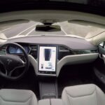 Tesla, i dipendenti condividevano video delle auto degli utenti per creare meme thumbnail