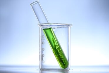 Auto, Pichetto Fratin: "Non solo elettrico. Spazio a biocarburanti e e-fluel" thumbnail