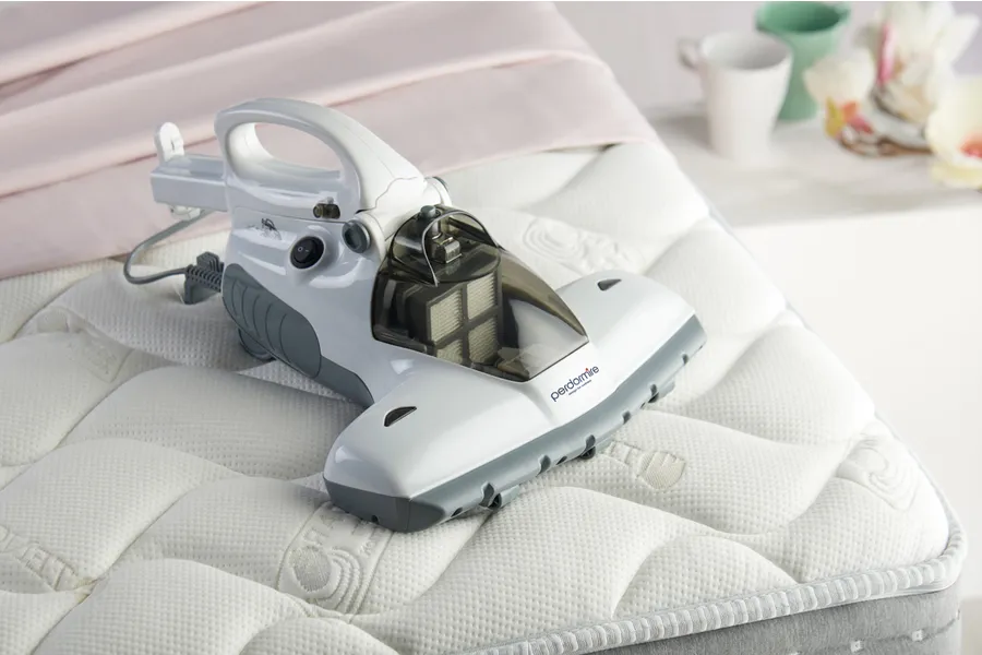 Vacuum cleaner for mattresses: goodbye to dust and allergens