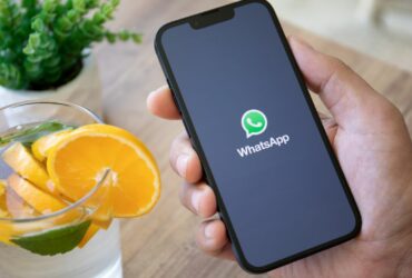 Lo stato WhatsApp direttamente su Facebook? Meta valuta la funzionalità thumbnail