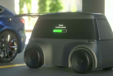 Autev, la flotta di robot che ti portano la ricarica al parcheggio thumbnail
