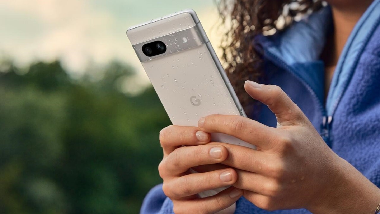 Google annuncia il suo nuovo smartphone Pixel 7A thumbnail