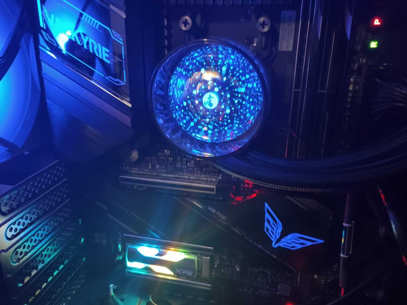 InWin N36 Review A Hazy Cooler