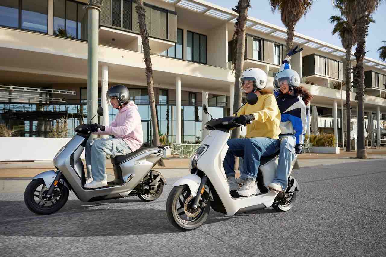 Honda EM1 e: arriva il primo scooter elettrico per l'Europa thumbnail
