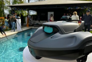 I robot pulitori di piscine Aiper arrivano in Europa e in Italia: ecco la serie Seagull thumbnail