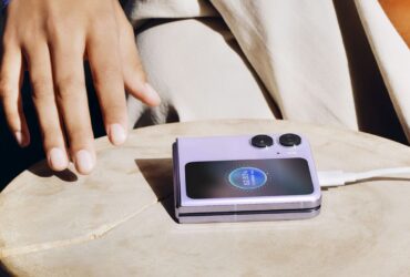 Oppo Find N2 Flip sarà uno dei primi dispositivi ad avere l'aggiornamento Android 14 thumbnail