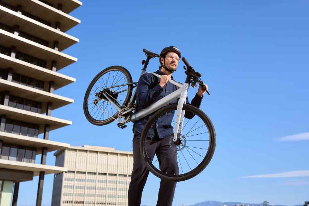 Thunder 1, Velotric takes to the road with the fluid e-bike not only for the city, site source
