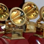 I Grammy Awards mettono al bando l’intelligenza artificiale: premi solo agli artisti umani thumbnail