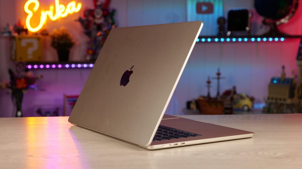 macbook air 15 review 02