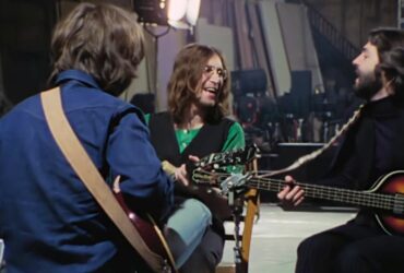 Paul McCartney usa l’intelligenza artificiale per finire l’ultima canzone dei Beatles thumbnail
