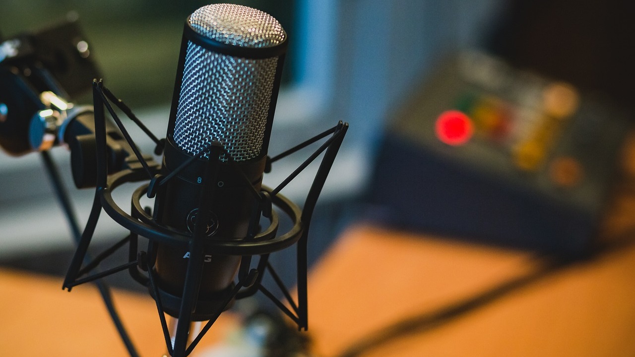 Streamlabs di Logitech lancia Podcast Editor thumbnail