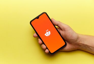 Il caso Reddit continua tra hacker e proteste thumbnail